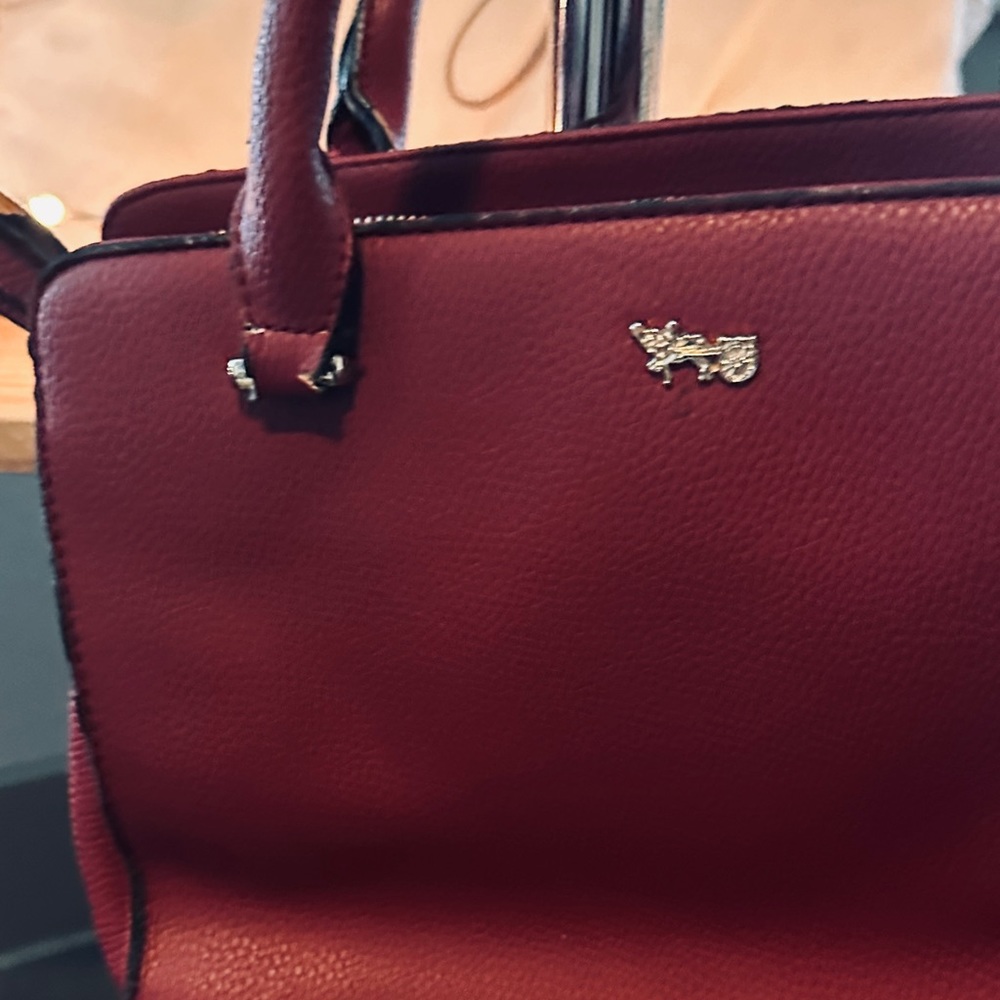 Red Handbag - Picture 5 of 10